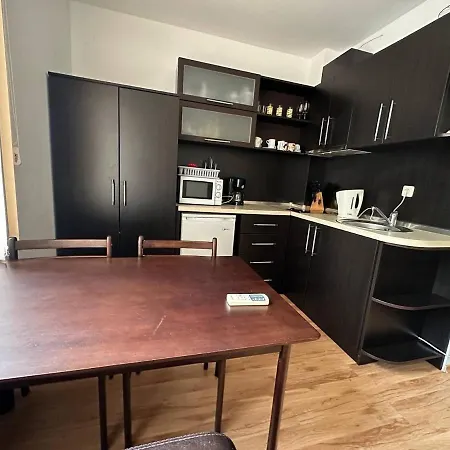 Siana 4 Apartment *